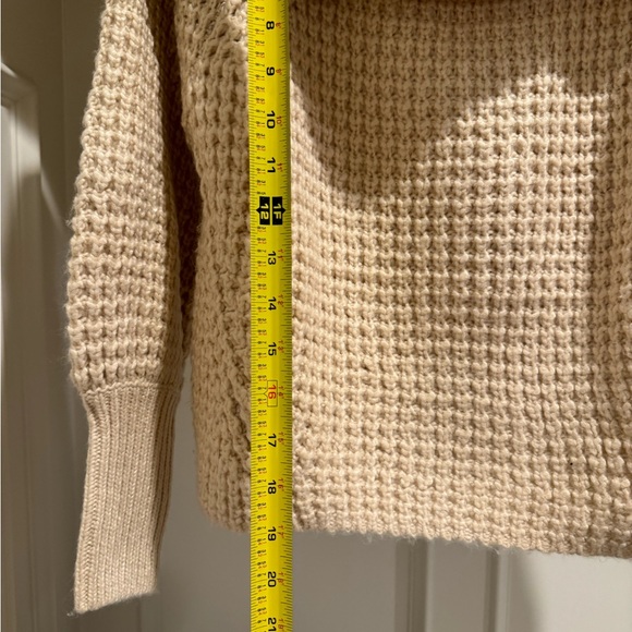 Express Off-Shoulder Sweater - Picture 5 of 5